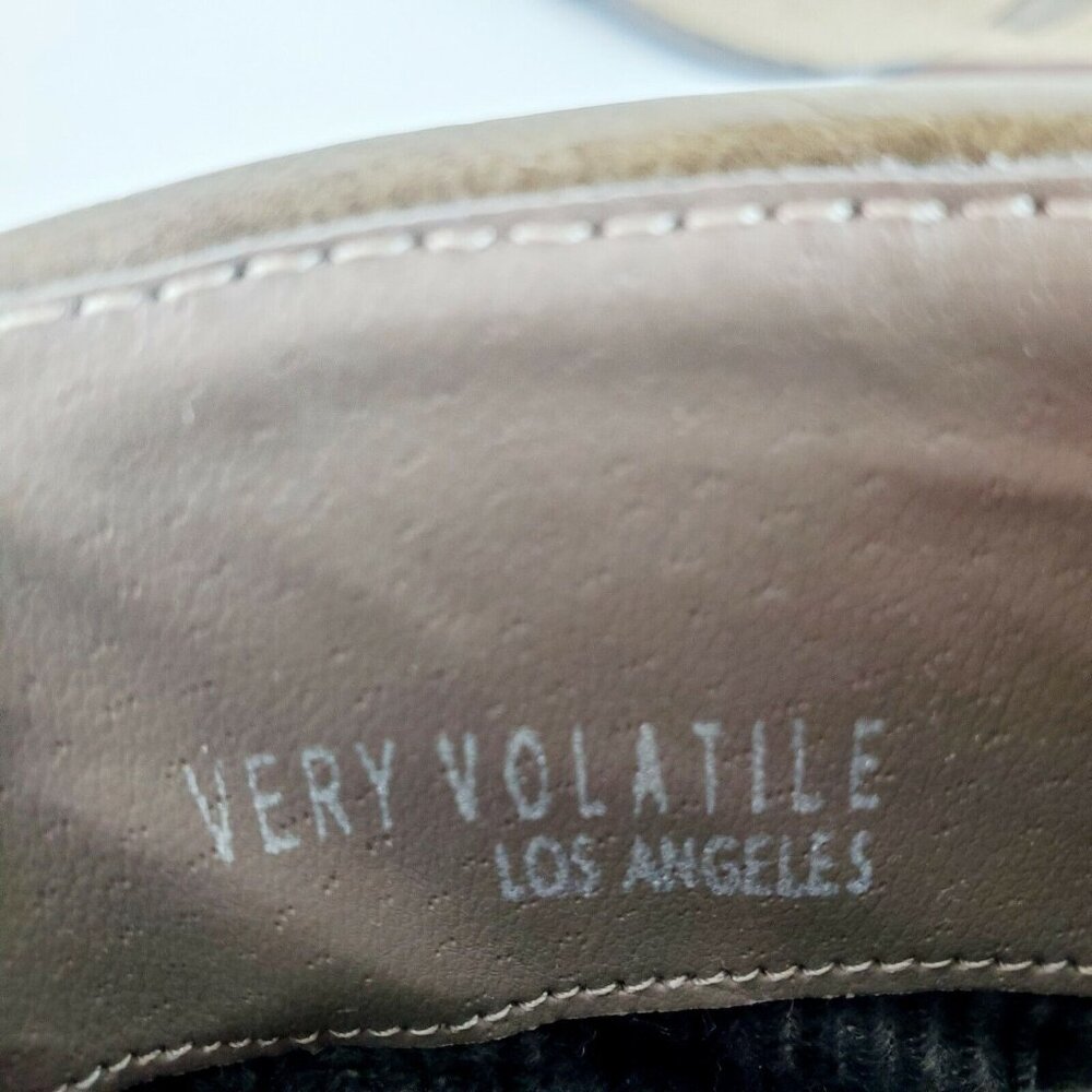 Very Volatile Whitby Boots Khaki Distressed Suede Leather Wedge Booties Sz 10 - Picture 9 of 12